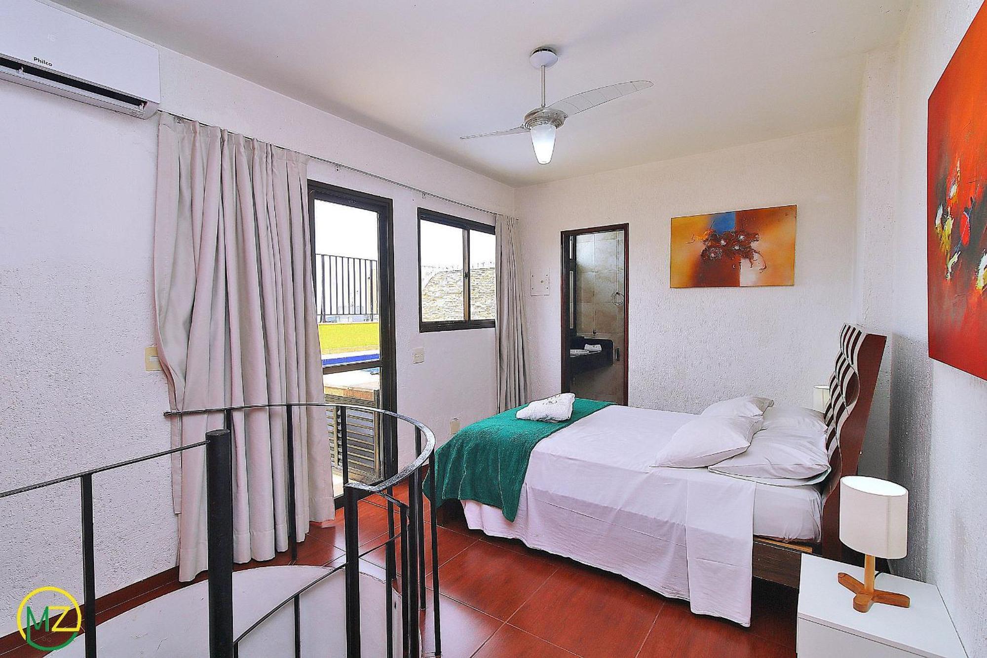 Charming Duplex Penthouse With Pool